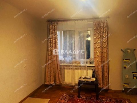 2-komnatnaya-ul-nevzorovyh-d-111 фото