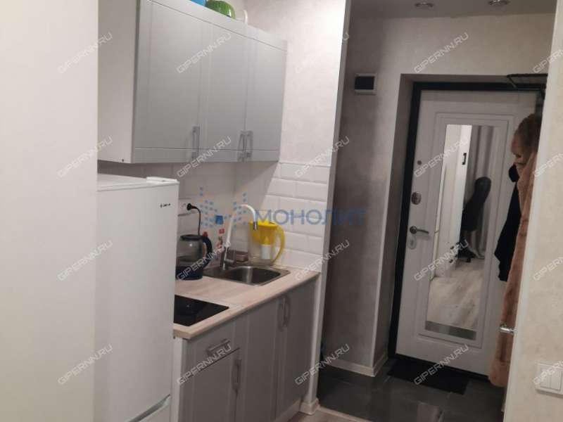 комната в доме 42 на улице Бурденко