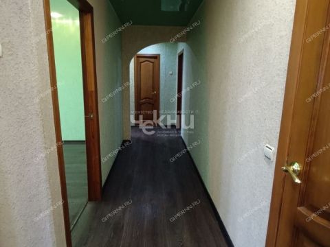 3-komnatnaya-ul-krasnodoncev-d-21-k1 фото