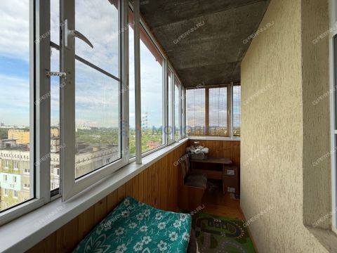 3-komnatnaya-ul-40-let-pobedy-d-4 фото