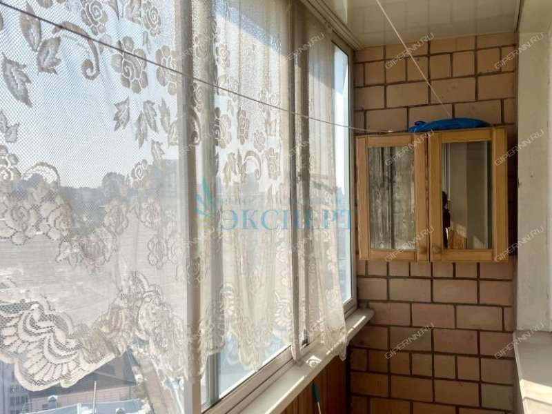 однокомнатная квартира на Суетинской улице дом 7