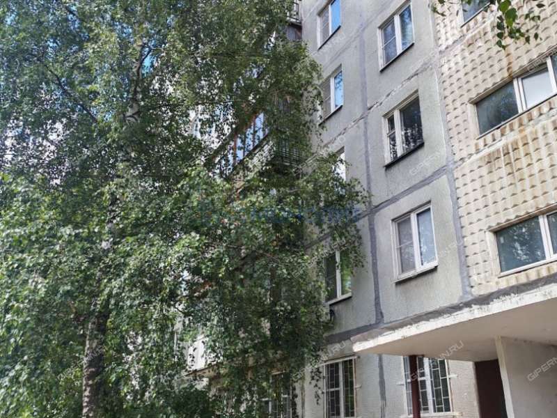 трёхкомнатная квартира на Космической улице дом 42