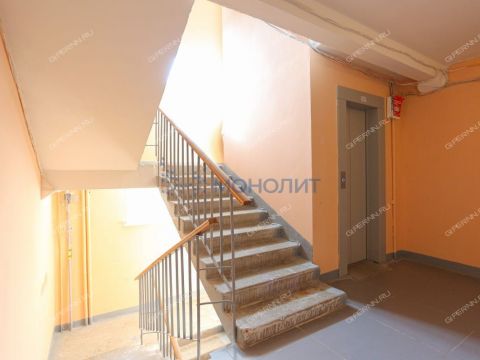 1-komnatnaya-ul-germana-lopatina-d-11a фото