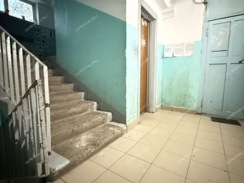 2-komnatnaya-poselok-40-let-oktyabrya-ul-kosmicheskaya-d-48 фото