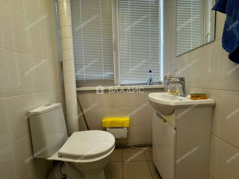 здание под офис, торговую площадь на Борской улице