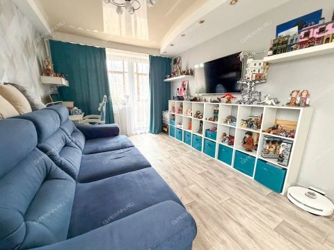 3-komnatnaya-ul-pyatigorskaya-d-14 фото