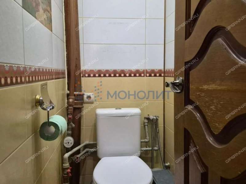 трёхкомнатная квартира на Вятской улице дом 3