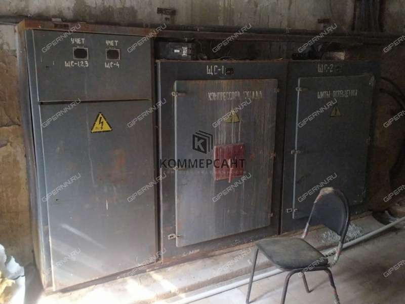 здание под офис, торговую площадь на улице Героя Шапошникова