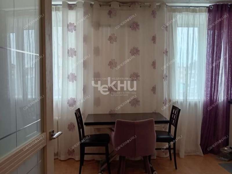трёхкомнатная квартира на улице Ульянова дом 5 город Городец