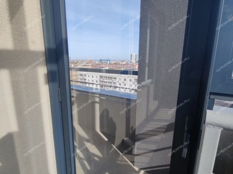 3-komnatnaya-ul-poltavskaya-d-15 фото