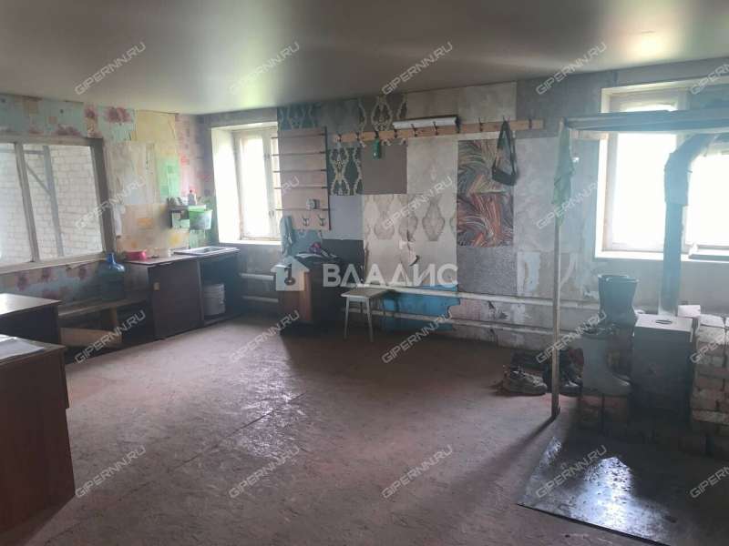 помещение под производственную площадь на улице Чернышевского город Семёнов