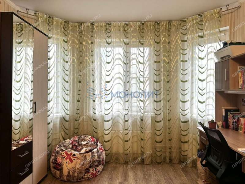 однокомнатная квартира на Волжской набережной дом 21