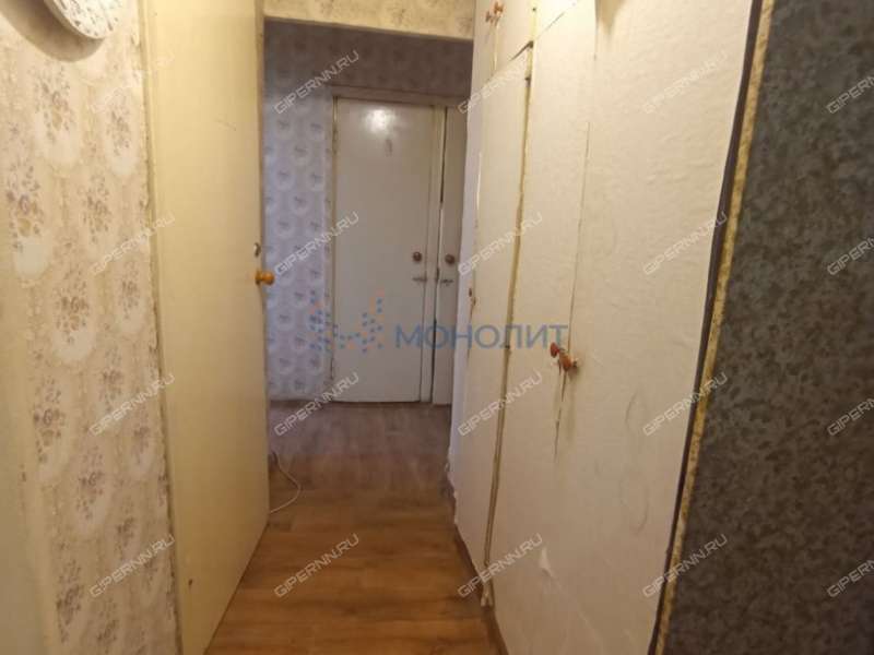 двухкомнатная квартира на проспекте Бусыгина дом 16