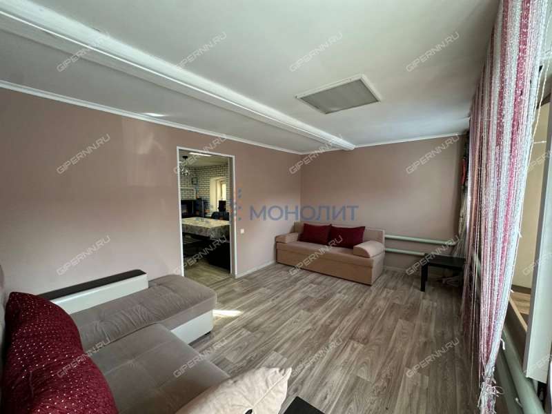 дом на Центральная деревня Утечино