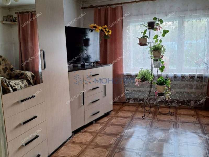 дом на улице Троицкого село Чернуха