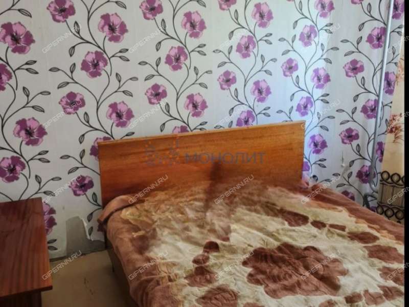 четырёхкомнатная квартира на Школьной улице дом 26 село Линда