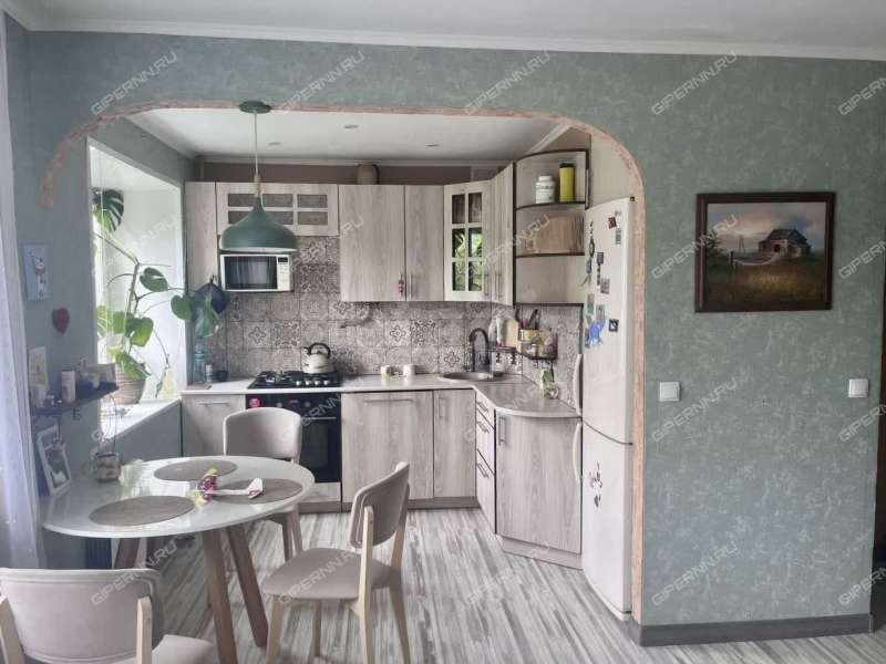 трёхкомнатная квартира на Ошарской улице дом 53