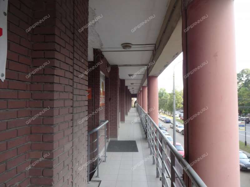 помещение под офис, торговую площадь на улице Белинского