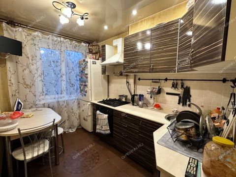 2-komnatnaya-ul-sergeya-esenina-d-13 фото