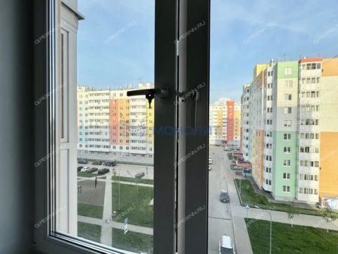 1-komnatnaya-prosp-korablestroiteley-d-66-k1 фото