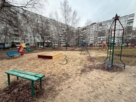 2-komnatnaya-ul-politboycov-d-10 фото