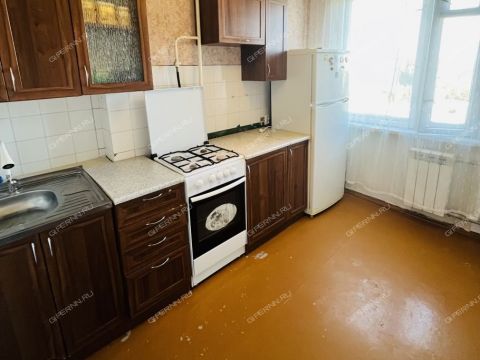 2-komnatnaya-ul-admirala-makarova-d-5 фото