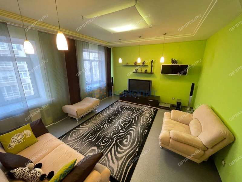 трёхкомнатная квартира на улице Максима Горького дом 50