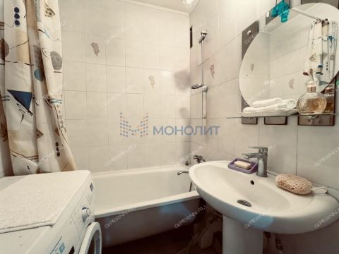 3-komnatnaya-ul-tropinina-d-10 фото