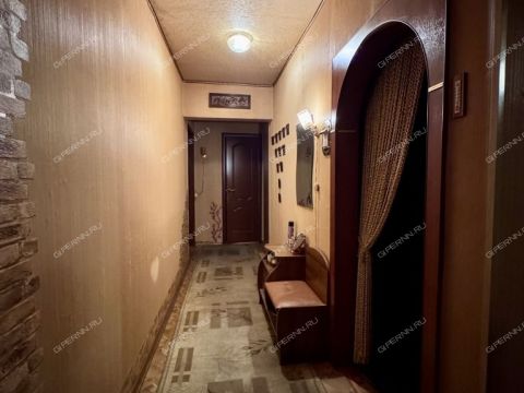 3-komnatnaya-ul-strokina-d-19 фото