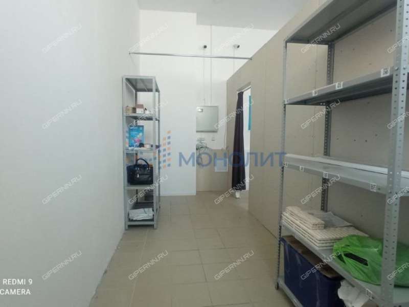 помещение под помещение свободного назначения, торговую площадь на 2-й Дорожной улице