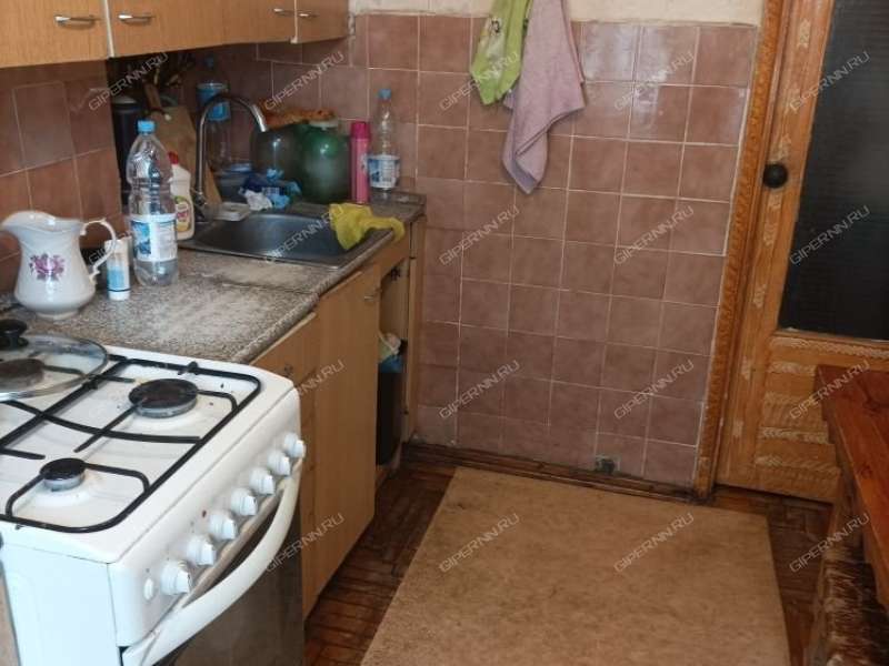 трёхкомнатная квартира на улице Тропинина дом 4