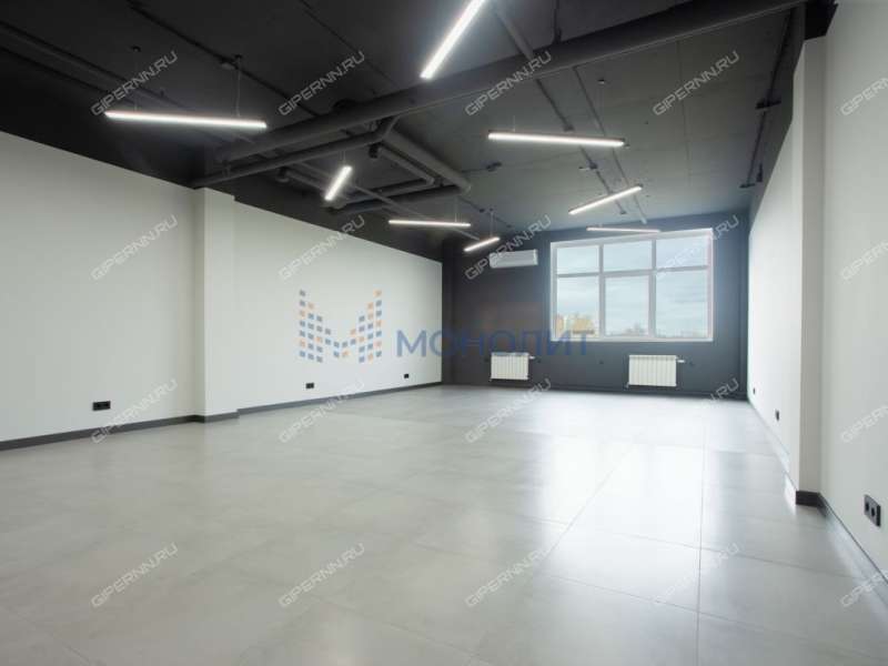 помещение под офис, недвижимость под салоны красоты на Деловой улице