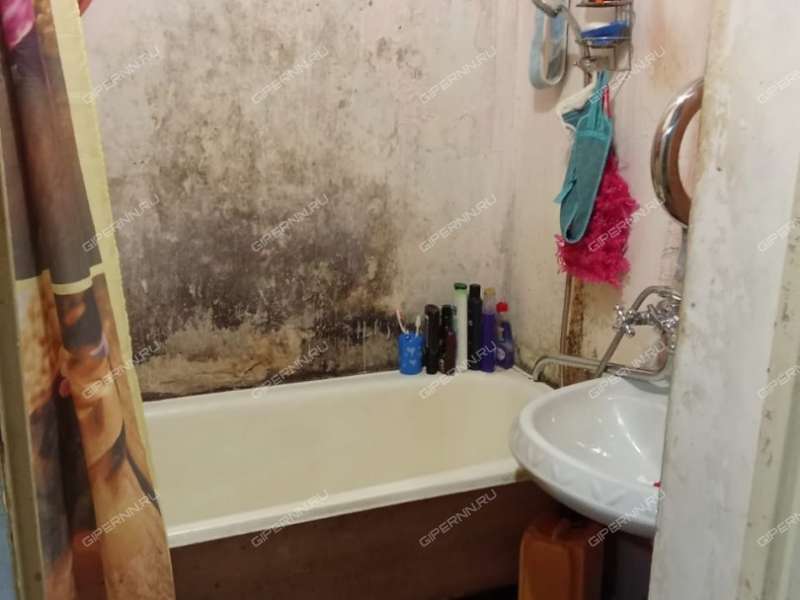 комната в доме 52 на Витебской улице