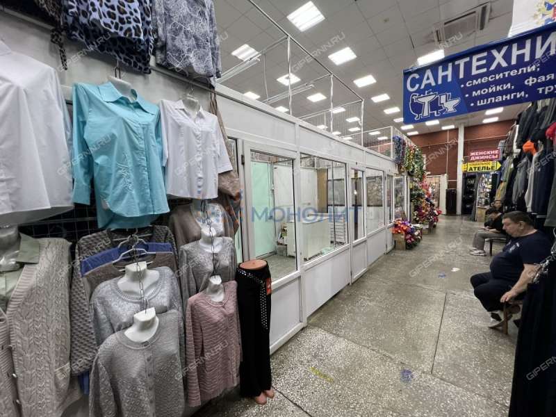 помещение под помещение свободного назначения, торговую площадь на улице Плотникова