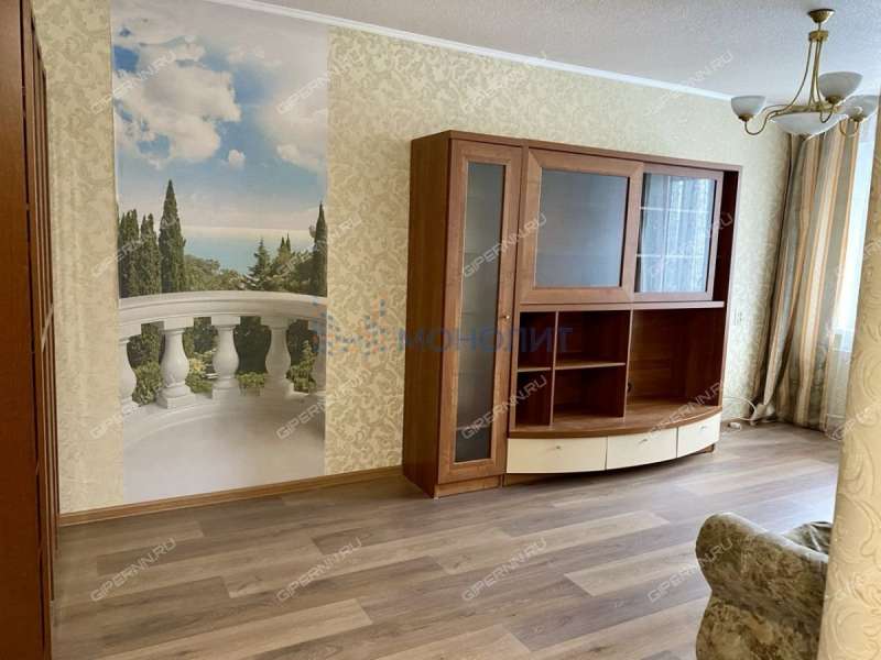 трёхкомнатная квартира на улице Тропинина дом 10