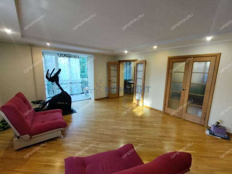 четырёхкомнатная квартира на Казанском шоссе дом 10 к2