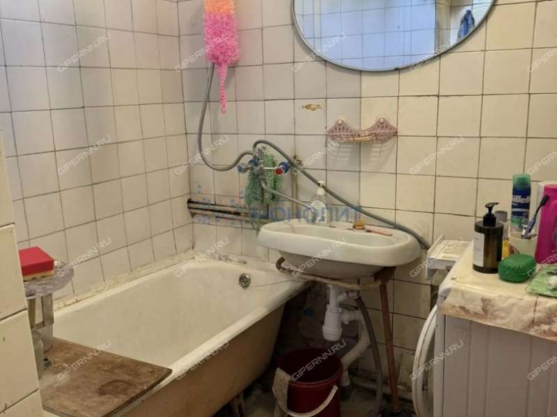 трёхкомнатная квартира на улице Обухова дом 51