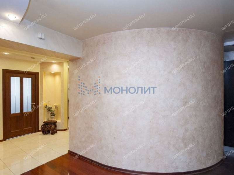 трёхкомнатная квартира на улице Белинского дом 58/60