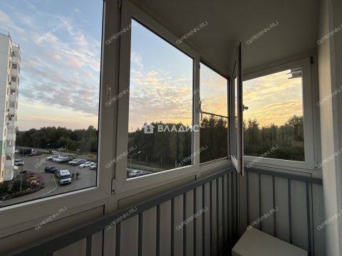 1-komnatnaya-ul-burnakovskaya-d-117 фото