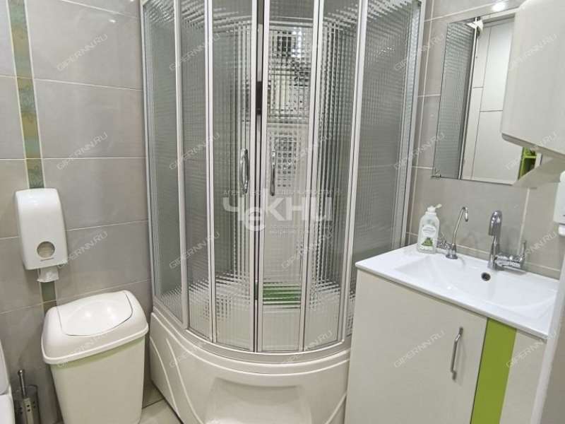 помещение под помещение свободного назначения на улице Звездинка