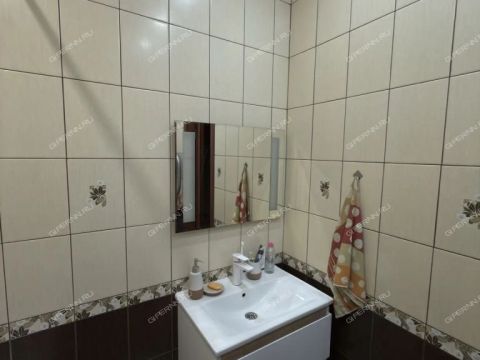 2-komnatnaya-ul-rodionova-d-45 фото