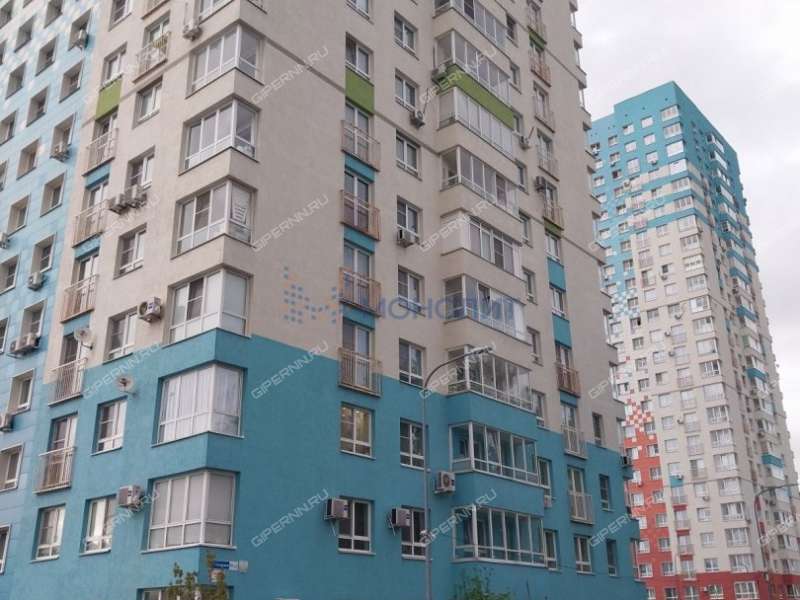 трёхкомнатная квартира на проспекте Гагарина дом 99 к2