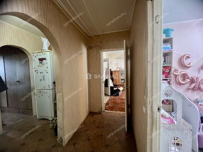 трёхкомнатная квартира на улице Маршала Малиновского дом 2