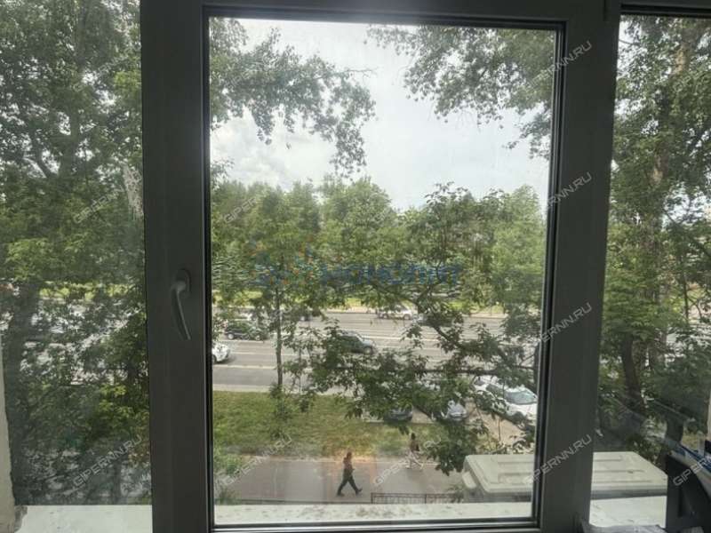 трёхкомнатная квартира на проспекте Гагарина дом 38