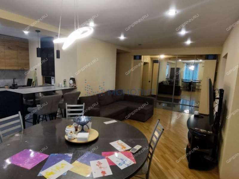 четырёхкомнатная квартира на Казанском шоссе дом 10 к2