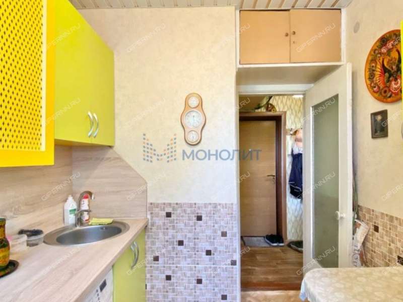 однокомнатная квартира на улице Набережная дом 9 посёлок Октябрьский