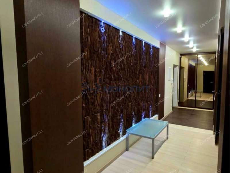 трёхкомнатная квартира на проспекте Октября дом 25