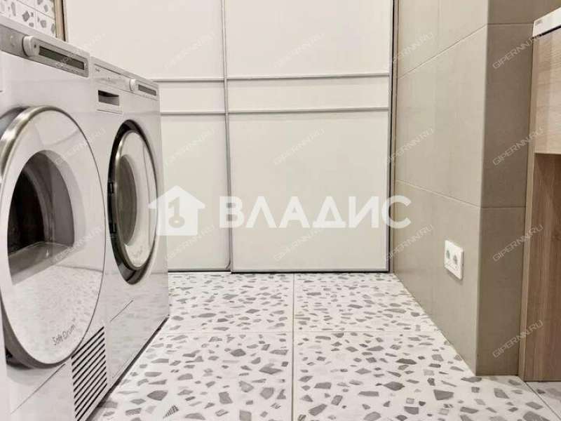 трёхкомнатная квартира на улице Максима Горького дом 70