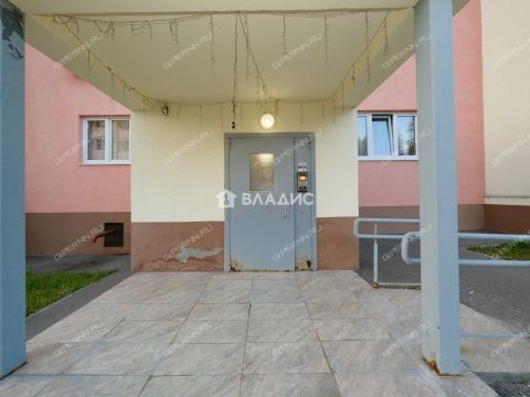 kvartira-studiya-ul-studgorodok-d-23 фото