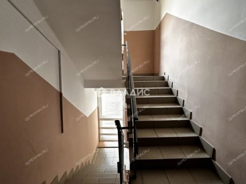 2-komnatnaya-sh-kazanskoe-d-10-k1 фото